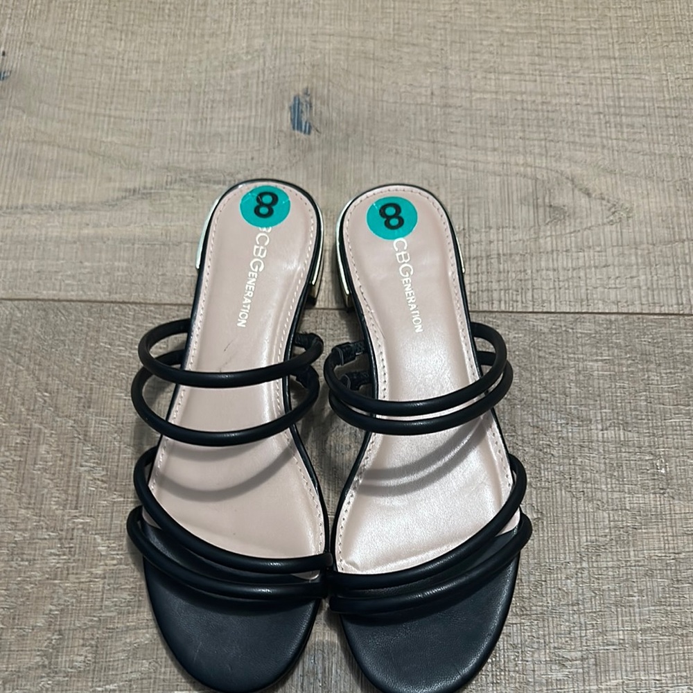 BCBGeneration Black Heeled Shoes Elegant Design